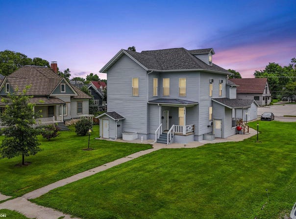 920 High Street, Grinnell, IA 50112
