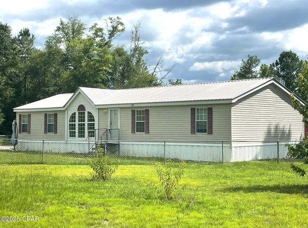 4475 Dry Creek Road, Marianna, FL 32448
