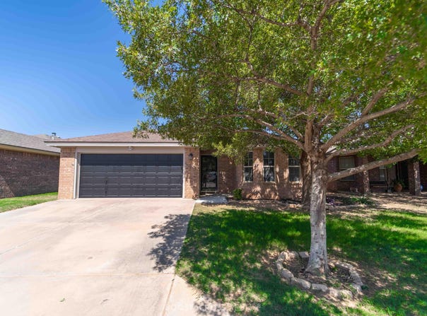 2316 101st Street, Lubbock, TX 79423