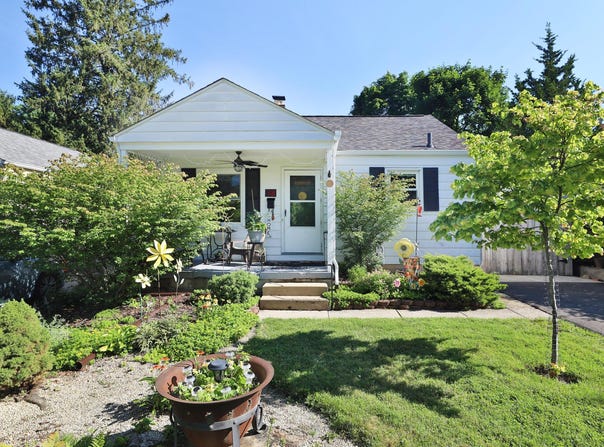 68 E Stanton Avenue, Columbus, OH 43214