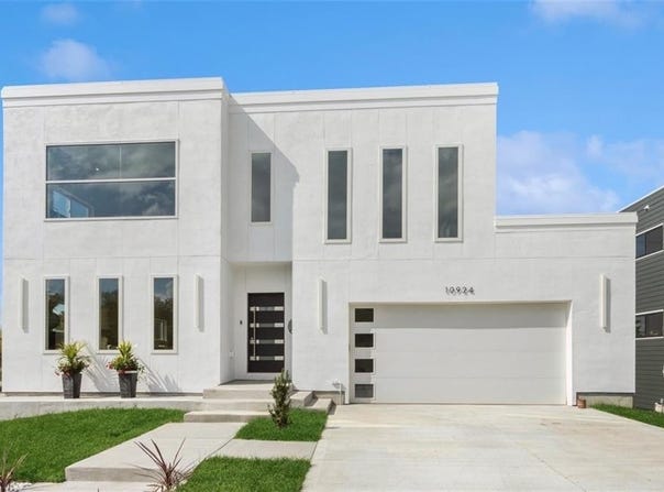 10924 W 67th Street, Shawnee, KS 66203