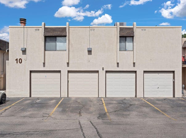 8333 COMANCHE Road NE unit: 10B, Albuquerque, NM 87110