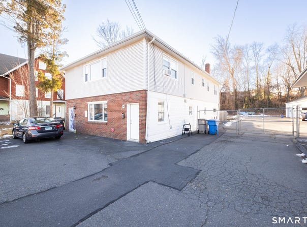 159 Park Street, Bristol, CT 06010