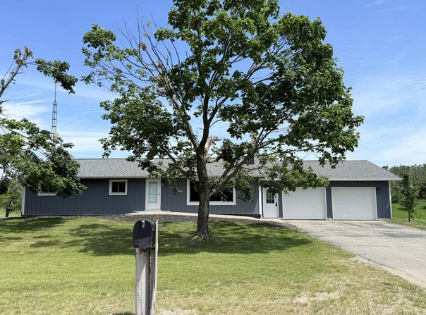 5361 E M-32, Gaylord, MI 49735