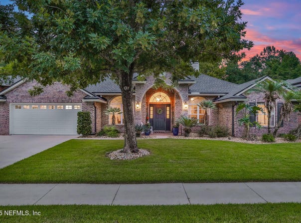 2411 GOLDEN BELL Lane, Fleming Island, FL 32003
