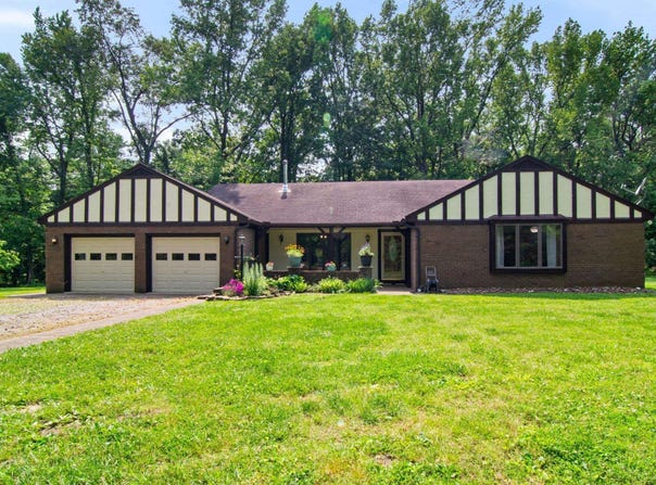 2299 Brown Chapel Road, Boonville, IN 47601
