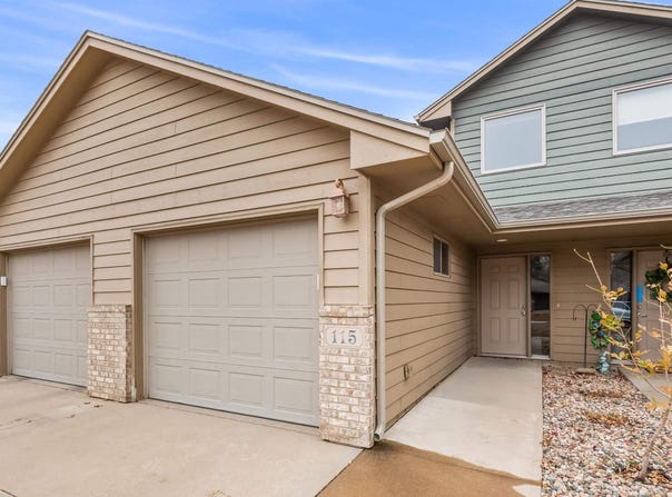 115 Emmett Trl, Harrisburg, SD 57032