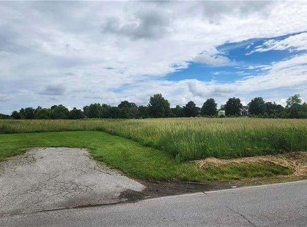 J Hwy and Lucy Webb Road, Raymore, MO 64083