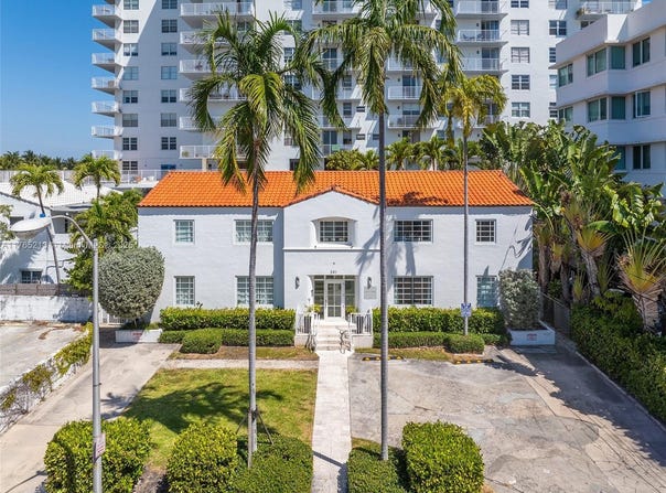 241 28th St, Miami Beach, FL 33140