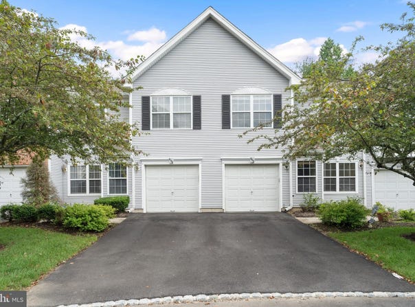 403 CANTERBURY WAY, PRINCETON, NJ 08540