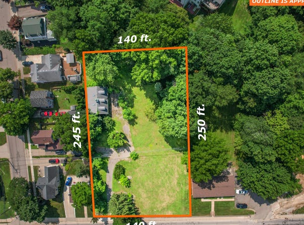 627 N Center Street, Northville, MI 48167