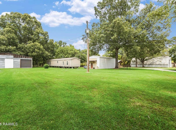 353b St Clair Road, Breaux Bridge, LA 70517