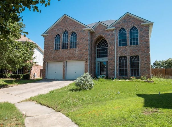 7859 Orland Park Circle, Fort Worth, TX 76137