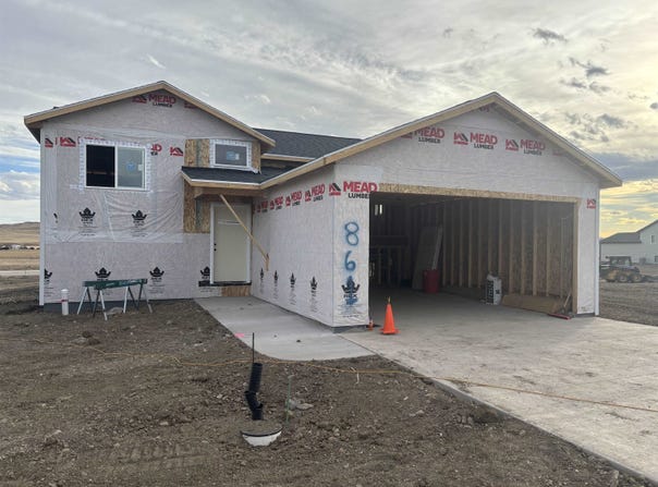 861 Bushnell Ct., Box Elder, SD 57719
