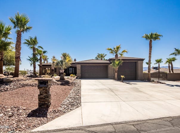 1810 Biscayne Lane, Lake Havasu City, AZ 86403