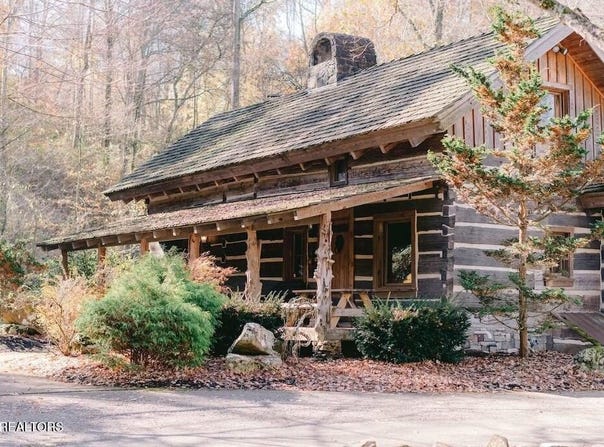 8413 McCubbins Lane, Knoxville, TN 37924