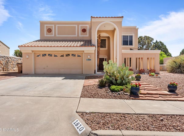 1810 Pinehurst Street, Las Cruces, NM 88011