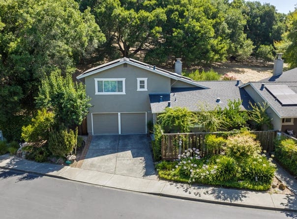 2596 Hidden Valley LN, NAPA, CA 94558