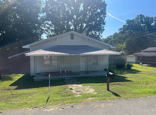 109 LEVINE St, Parrish, AL 35580