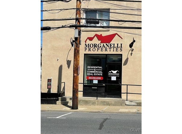 1057 Main Street unit: #2, Hellertown Boro, PA 18055