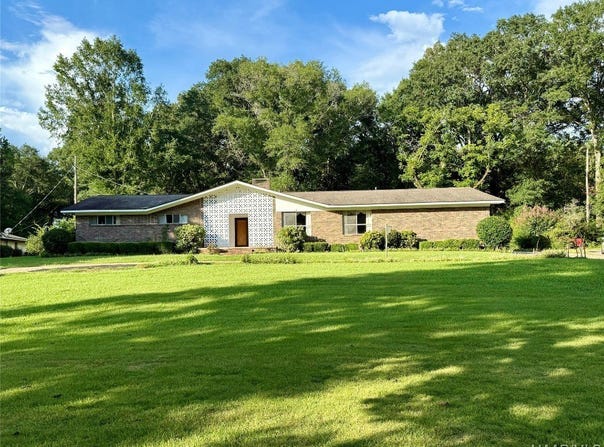 146 County Road 65, Valley Grande, AL 36701