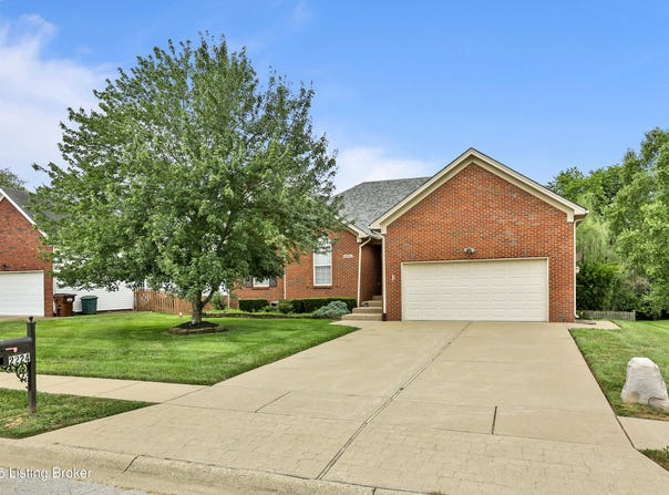 2224 Sunrise Cir, Shelbyville, KY 40065