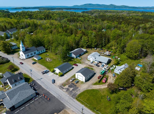 116 Main Road, Islesboro, ME 04848