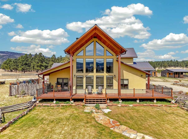25 Jarosa Creek Rd, Angel Fire, NM 87110
