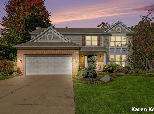 4561 Woodcreek Drive SE, Grand Rapids, MI 49546