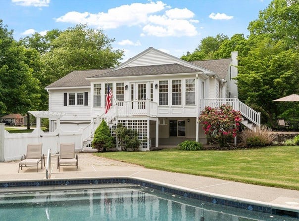 305 High St Ext, Lancaster, MA 01523