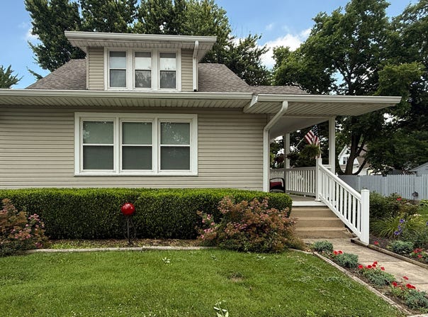 121 S Jefferson Street, Mooresville, IN 46158