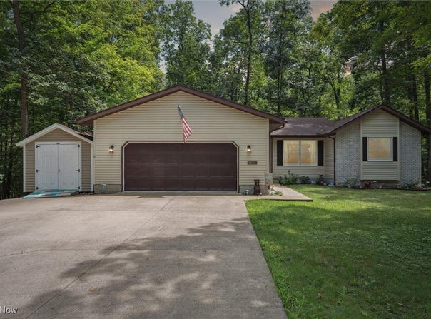 1284 Laurel Drive, West Salem, OH 44287