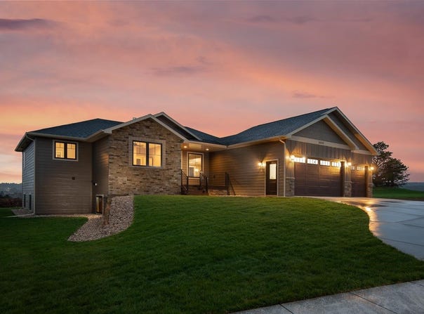 6031 Cloud Peak Drive, Rapid City, SD 57702