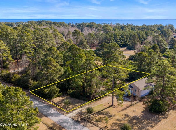 5996 Harbour Way, Oriental, NC 28571