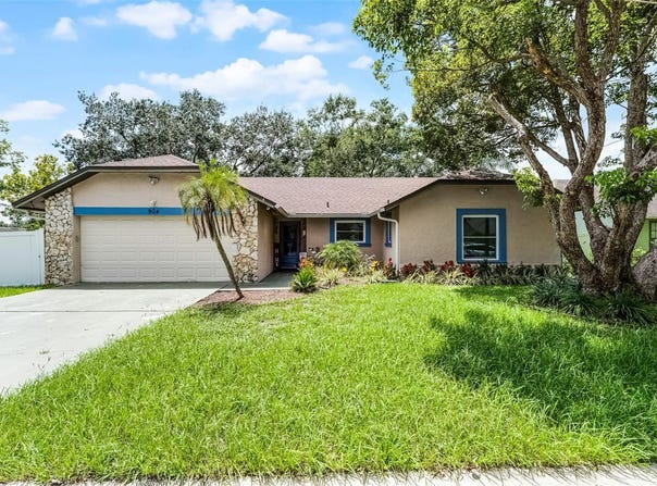904 WESSON DRIVE, CASSELBERRY, FL 32707