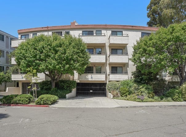 1500 Willow AVE 301, BURLINGAME, CA 94010