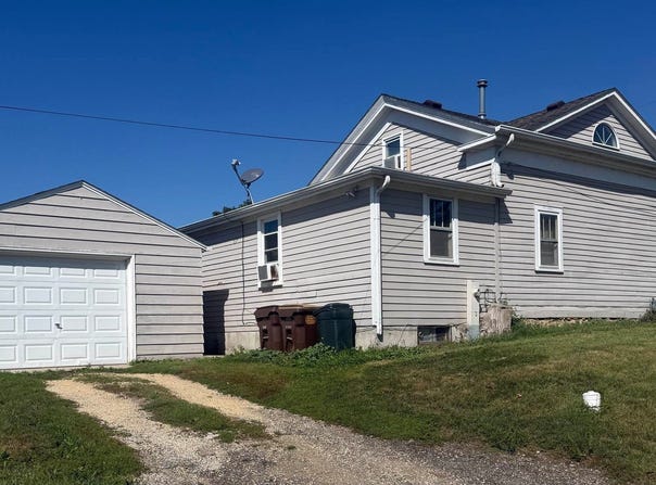 240 E BLACKHAWK Drive, BYRON, IL 61010