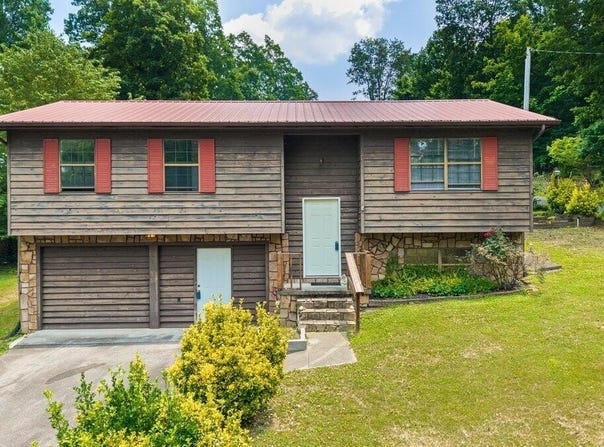 123 County Road 622, Etowah, TN 37331