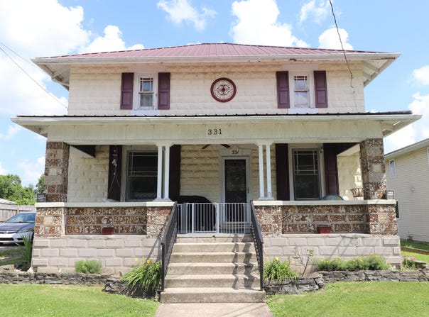 331 Garrett Avenue, Brooksville, KY 41004