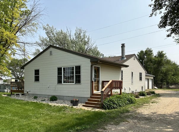 2128 US-14, Huron, SD 57350