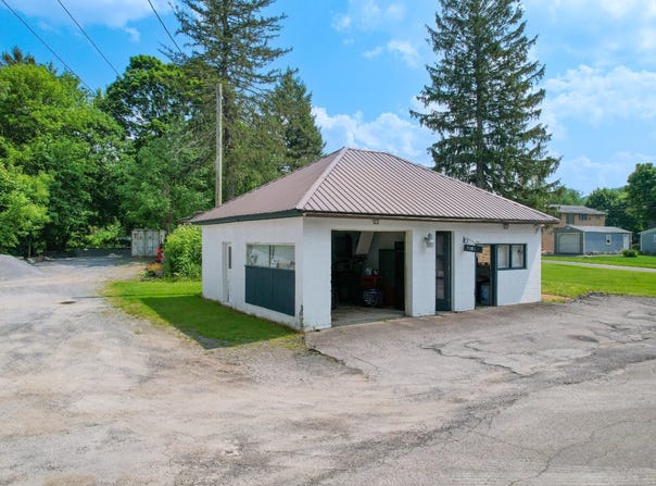 20 Elm st, Deposit, NY 13754