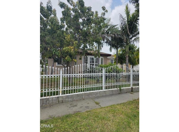 1806 W 136th Street, Compton, CA 90222