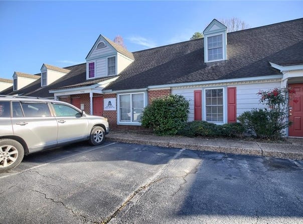 7192 Chapman Drive, Hayes, VA 23072