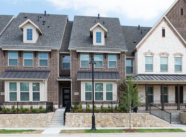2112 Naples Drive, Rowlett, TX 75088