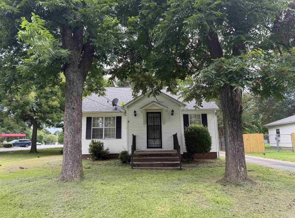 313 N Cherry Street, Beebe, AR 72012