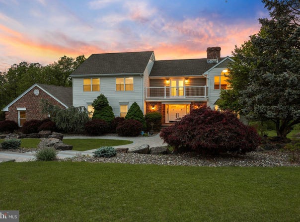 152 HICKORY CORNER ROAD, MILFORD, NJ 08848