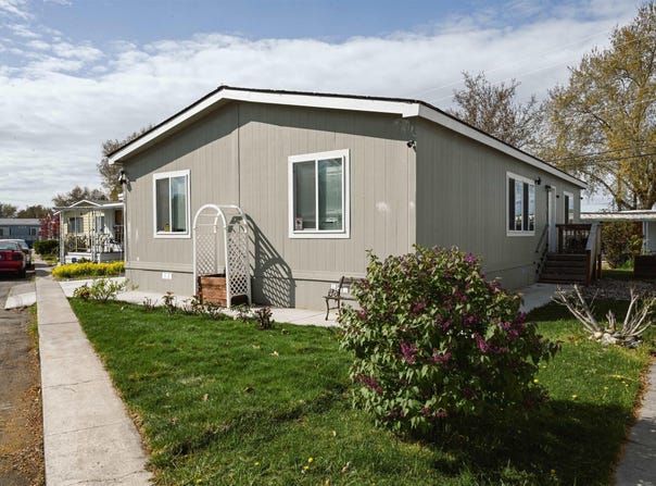 49 Compton Ln, Richland, WA 99354