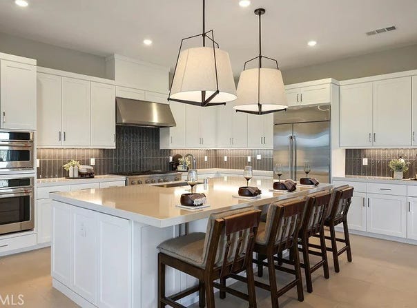 29802 Camino La Cumbre, Valencia, CA 91354