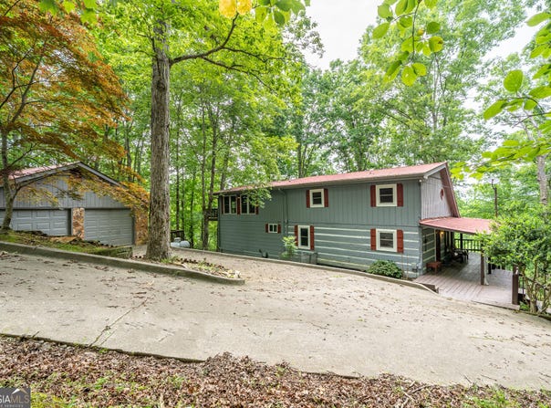 193 Alm, Ellijay, GA 30540