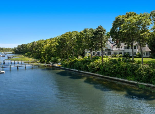 168 Garrison Lane, Osterville, MA 02655